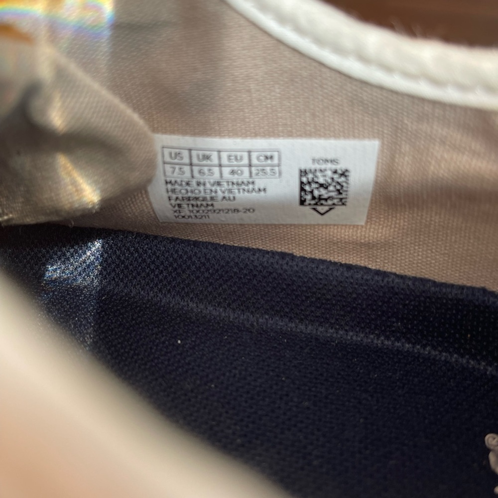 Tom’s Mens Travel Lite, size 7.5, lightly worn - Picture 4 of 6